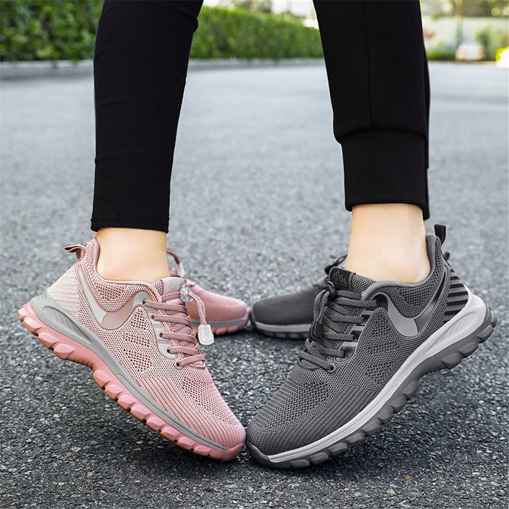 Knit Non-slip Sneakers Man 45  - Men Shoes Red ulasan dan harga