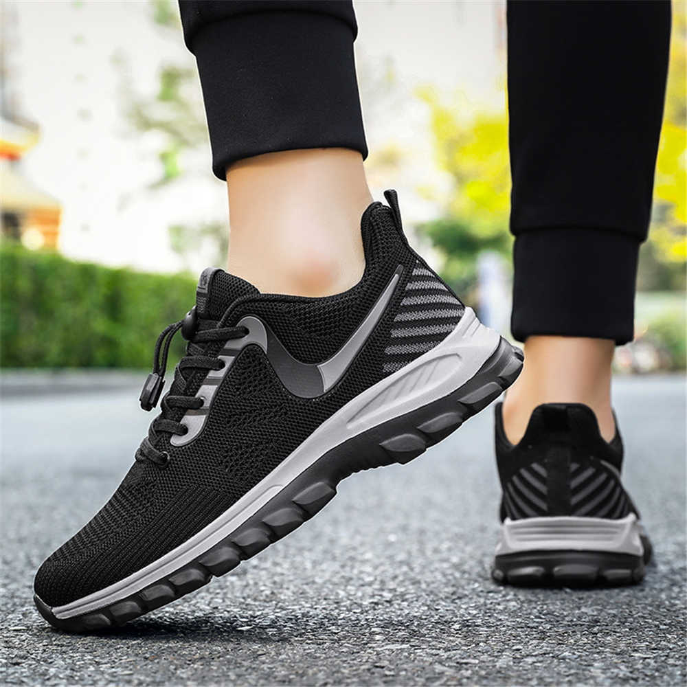 Knit Non-slip Sneakers Man 45  - Men Shoes Red ulasan dan harga