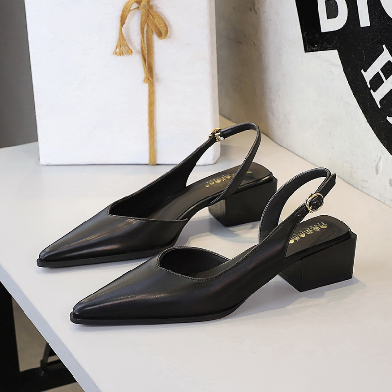 Pointed Toe Back Tripod Strap  - Dress Shoe Pointed ulasan dan harga
